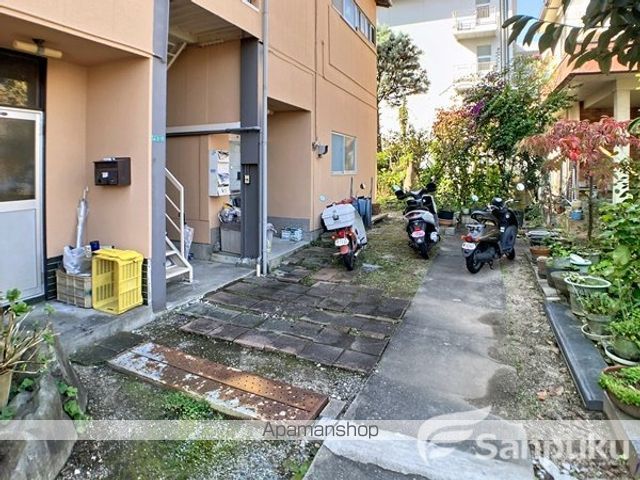 岡田アパートの外観写真