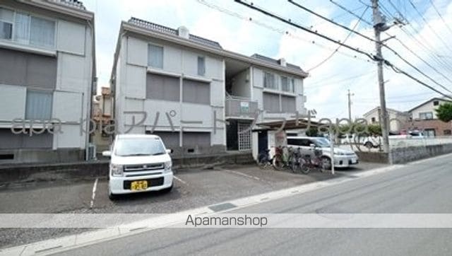 アシッドハウスA棟の外観写真