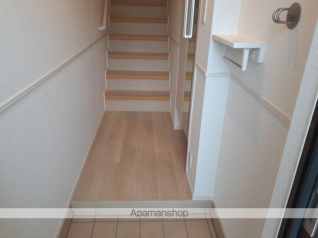 リヨン 鯖江 01の内装写真