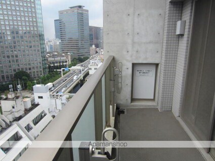 東京都千代田区神田三崎町３丁目[1LDK/42.2m2]のバルコニー