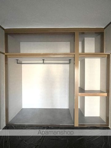 リリーフ長丘の内装写真