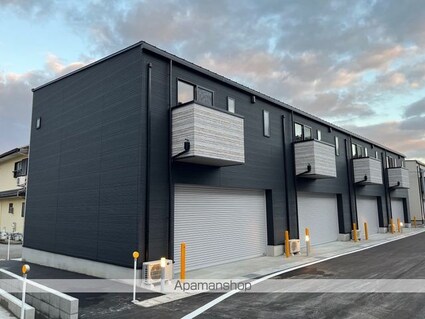 ビバン・メゾン[1LDK/84.34m2]の外観5