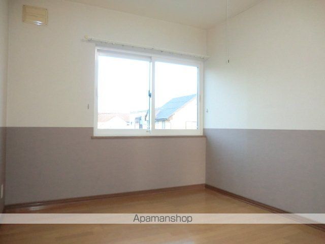 コンフレール追分の玄関写真
