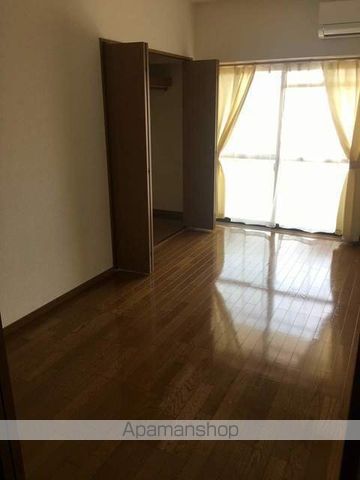 下伊福かわいマンションの内装写真
