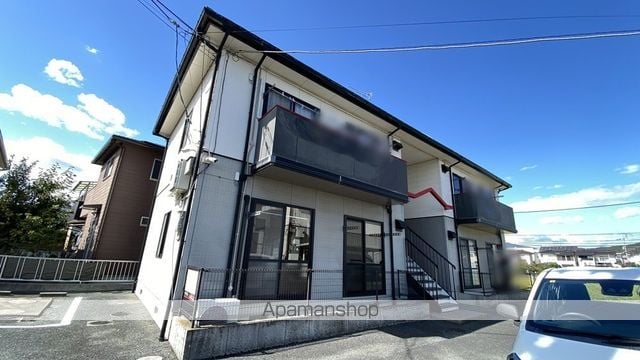 ハイツ紫福苑 B棟の外観写真