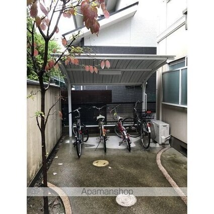 スペースＴ・Ｋ[1LDK/39.22m2]の駐車場