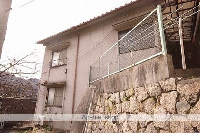 呉市 2階建 築39年の外観写真