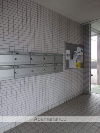 グリーンヒル[3LDK/62.28m2]のエントランス1