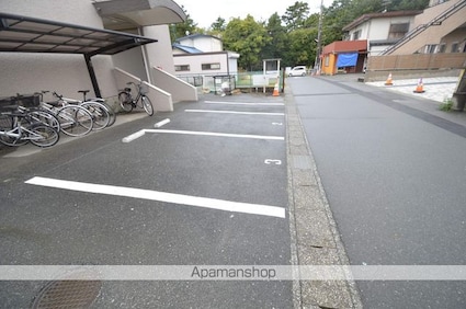コーポ山本[1LDK/53.2m2]の駐車場