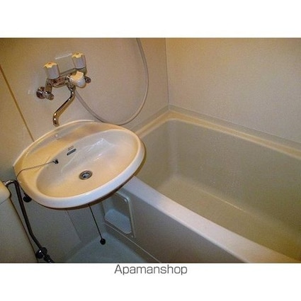 ソレイユ経堂[1R/16.2m2]のバス