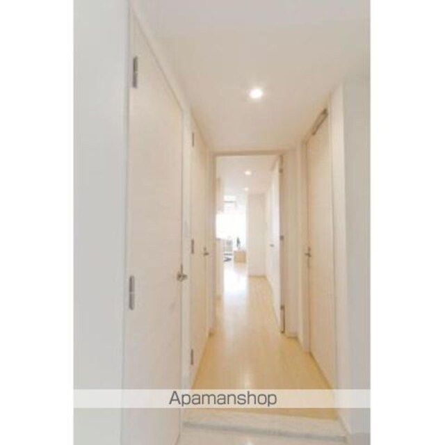 エスティメゾン四谷坂町[1LDK/41.49m2]の玄関