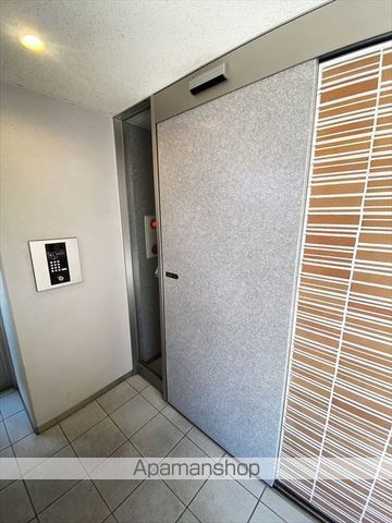 リーブル老松町の玄関写真