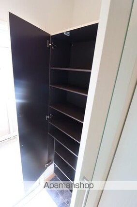 プリオールエフ　Ｃ棟[1LDK/40.07m2]の玄関