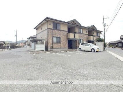 ＥＣＯーレジデンス『モア』　Ｄ棟[2DK/43.82m2]の駐車場2