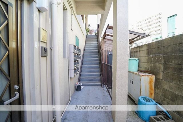 寺田マンションの玄関写真