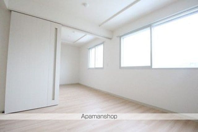 EFFICIENT栄通の内装写真