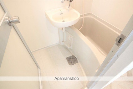 ラ・ヴェール泉[1K/25.37m2]のバス