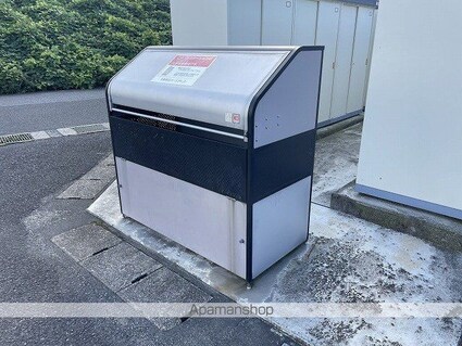 ロゼア[1LDK/50.09m2]の周辺1