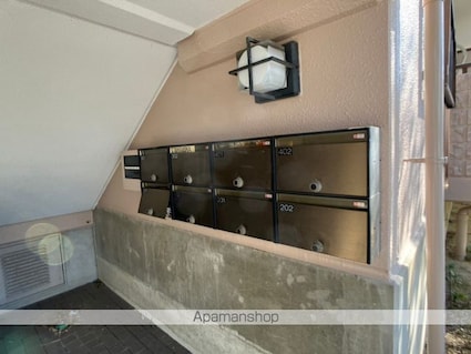 愛知県半田市大伝根町２丁目[3LDK/65.98m2]の共用部2