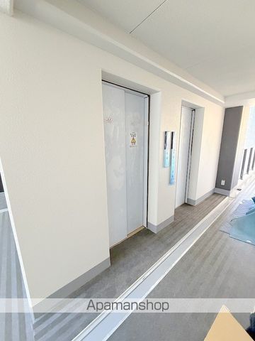 COMFORIA RIB博労町一丁目Qの玄関写真