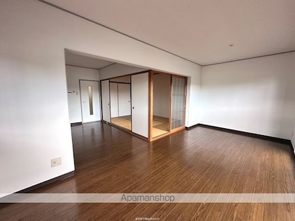 ロイヤルオークⅡ[2LDK/59.36m2]のリビング・居間