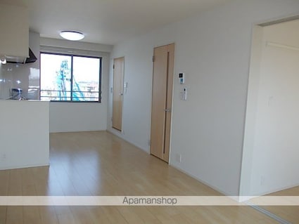 イセソラージュＢ[1LDK/54.16m2]のリビング・居間2