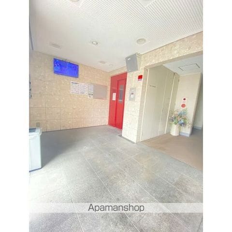 カーサフィオーレ弐番館の玄関写真