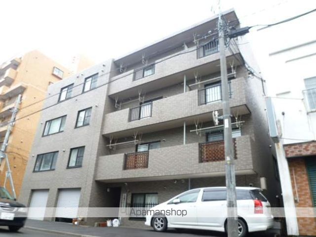 小泉マンションの外観写真