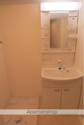 コンポジット王子[1R/26.11m2]の洗面所