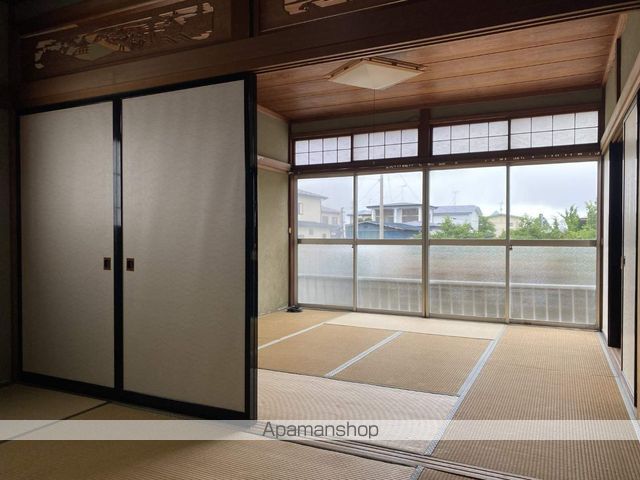 detached 秋田県潟上市天王字ハラヘ52-2

地図を見る