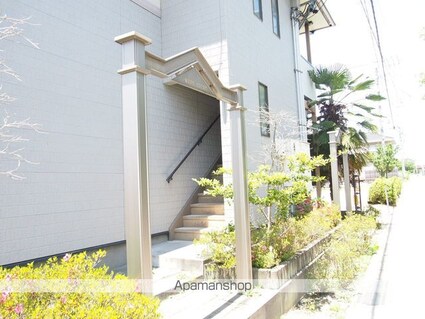 ウエストコート[1K/26.5m2]のエントランス