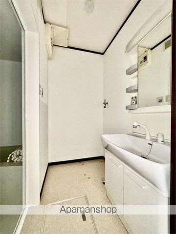 apartment 宮城県亘理郡亘理町逢隈上郡字雁田4-5
地図を見る