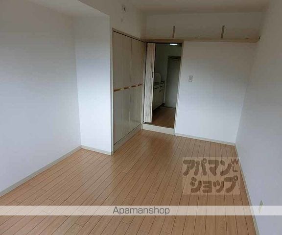 ヤングヴィレッジ嵯峨の内装写真