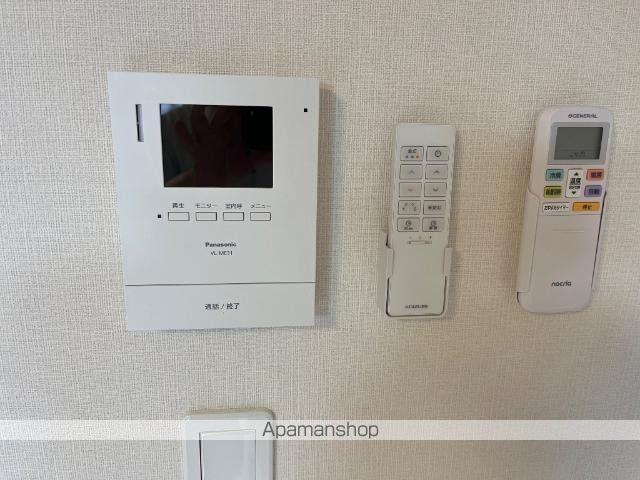 オリジンツクシの内装写真