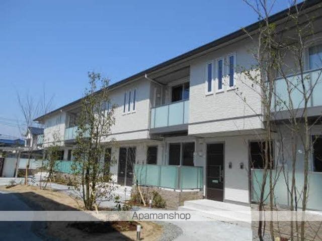 AZUL WISTERIAA棟の外観写真