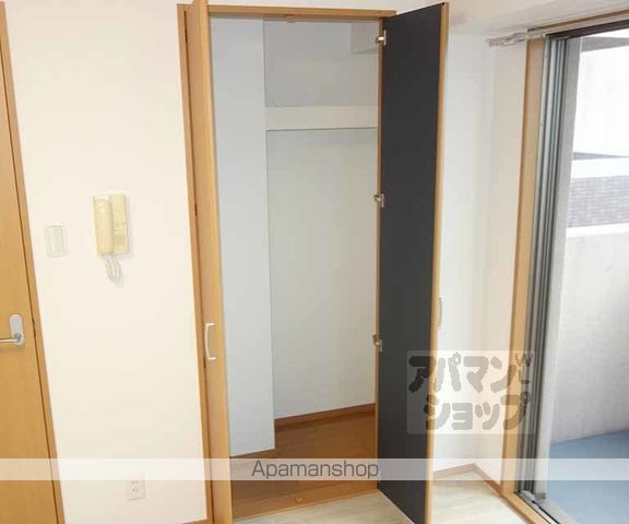 ティムール九条の内装写真