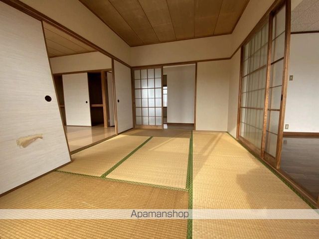 クレシェンテ恒久の内装写真