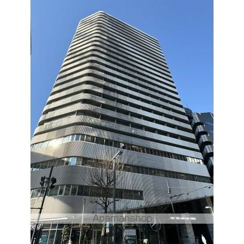 【新宿区西新宿のマンションの外観1】