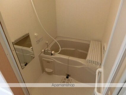 ブルーリーフ・ベル[1R/28.38m2]のバス