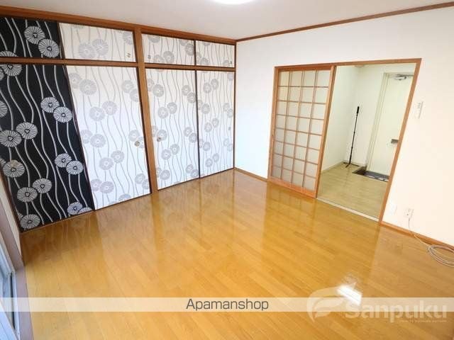オリエントハウスの内装写真