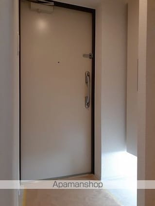 ゴールデン　ソレイル[1K/27.84m2]の玄関