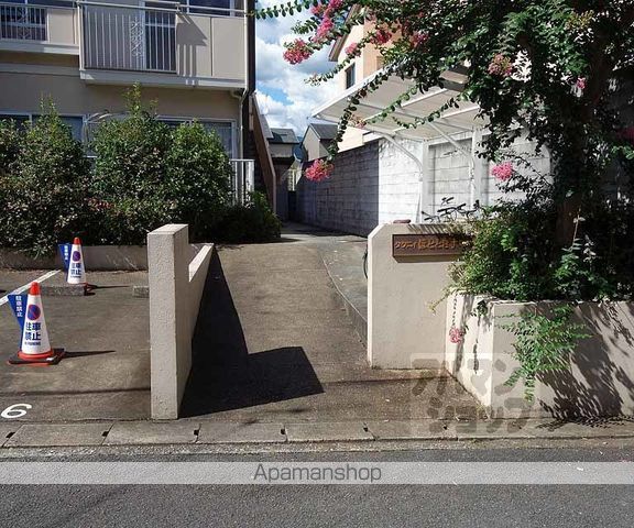 タウニィほととぎす亀岡の玄関写真