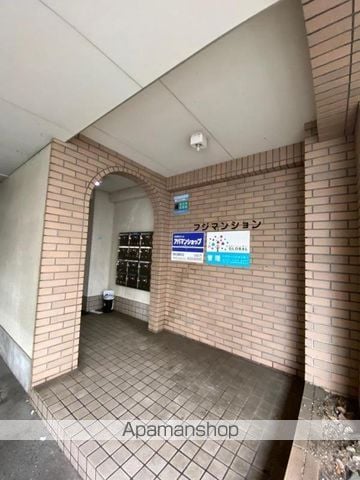 フジマンションの玄関写真