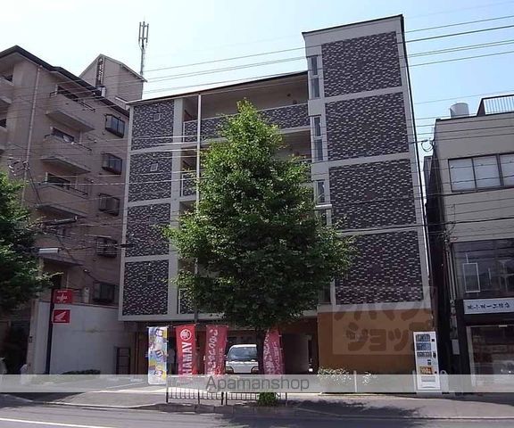 セラヴィ新丸太町の外観写真