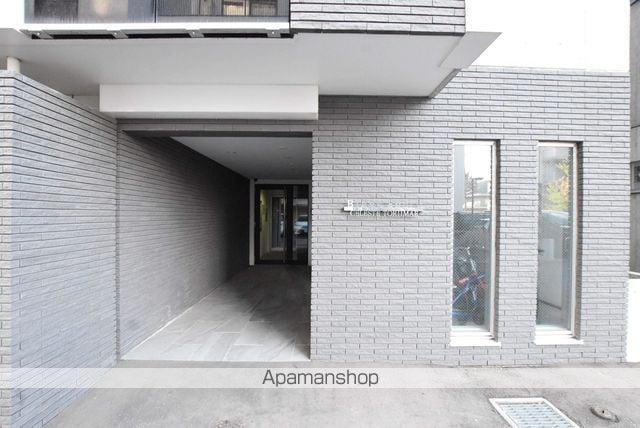 ブランシャールチェレステ鳥居前の玄関写真