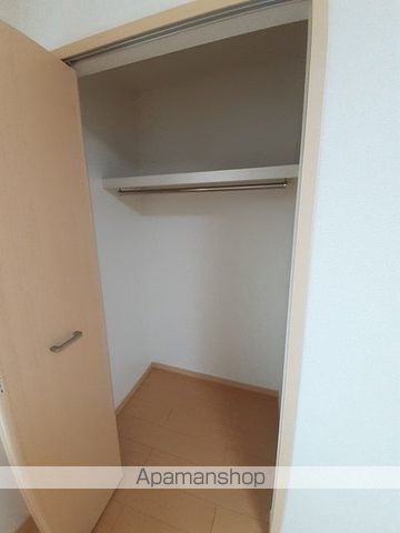 ＪＲ山陽本線 尾道駅 バス乗車時間：15分 最寄りバス停で下車 徒歩3分 2階建 築17年の内装写真