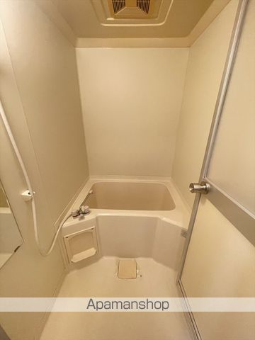 サンシードの内装写真