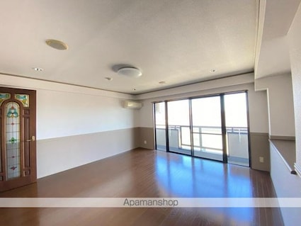 Ｇｒａｎｄ　Ｌａｔｏｕｒ[1LDK/54.45m2]のリビング・居間