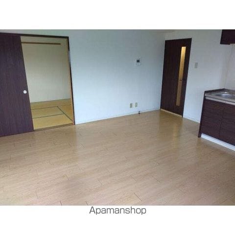 ハイライズ鴨田の内装写真
