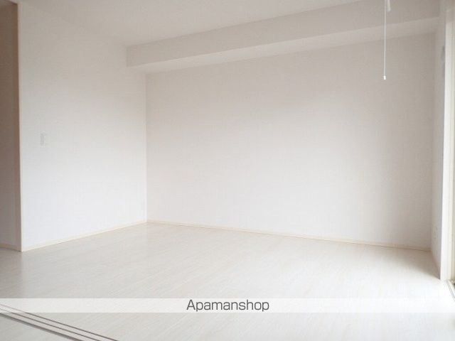 TELL ME 和華の内装写真